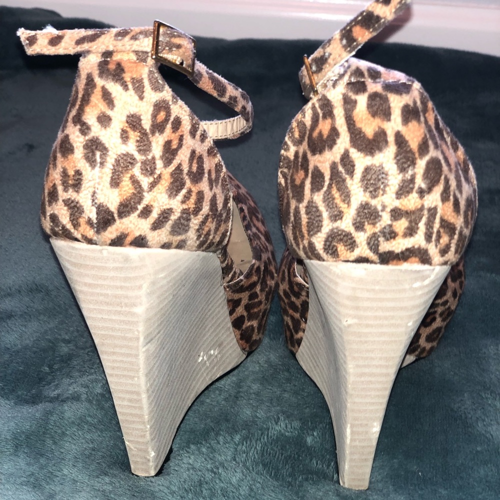 Wedges - Picture 3 of 4